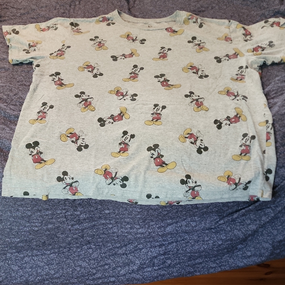 Disney Men's Mickey Mouse Graphic Tee - Light Gray